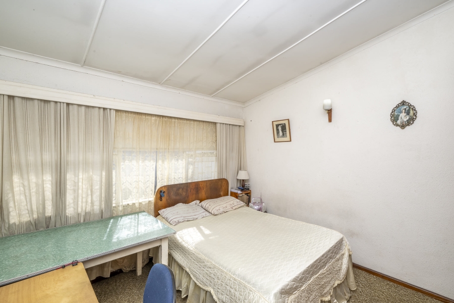 4 Bedroom Property for Sale in Oostersee Western Cape
